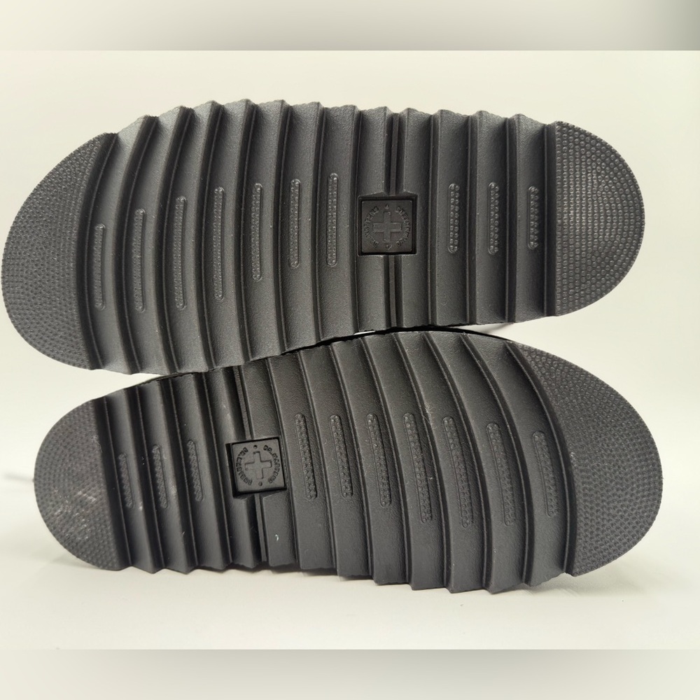 New Women’s Dr Martens Nartilla leather sandals (Size 8) - Picture 10 of 11